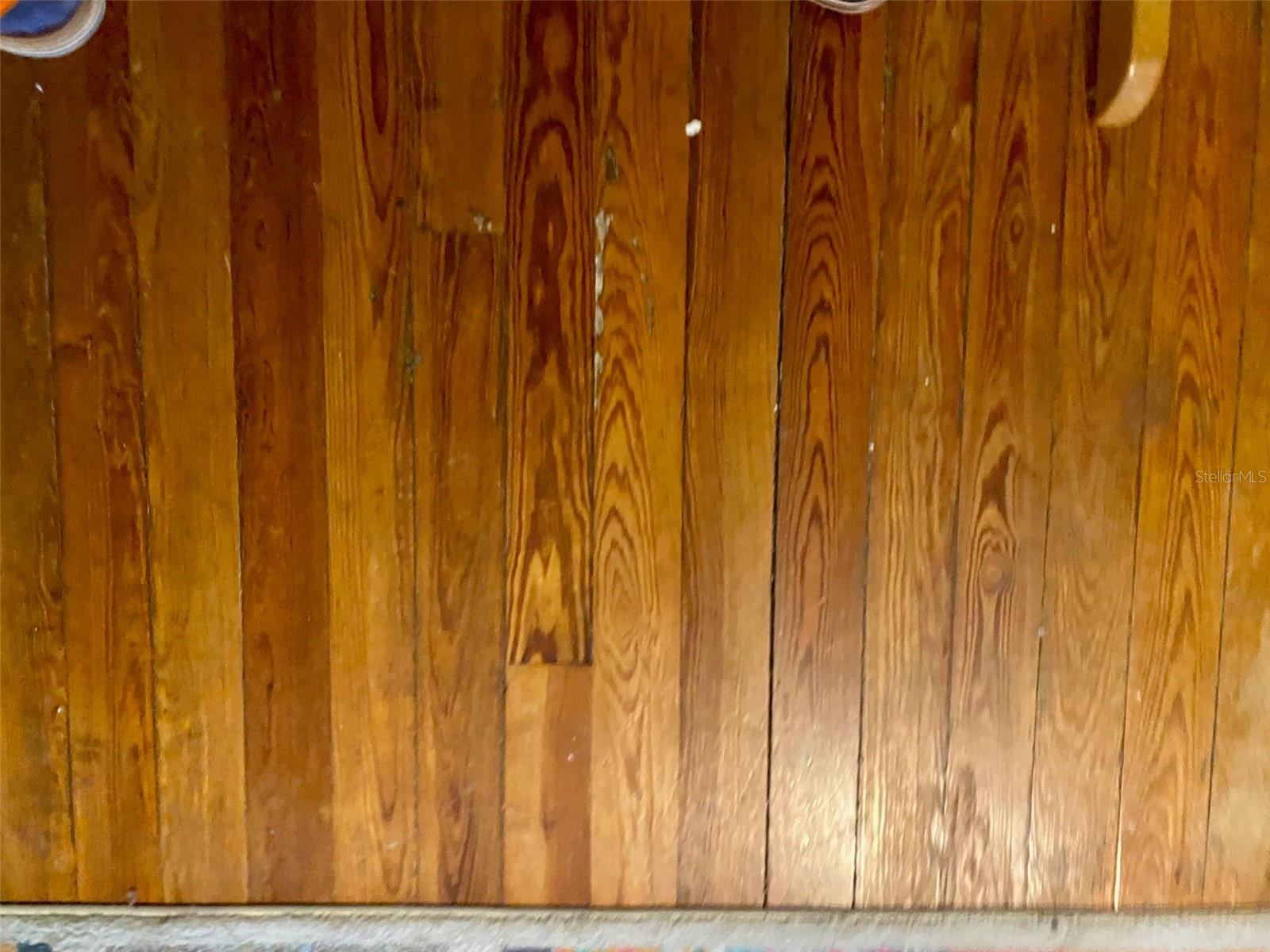 Image 10 of 17 For 415 Vermont Avenue