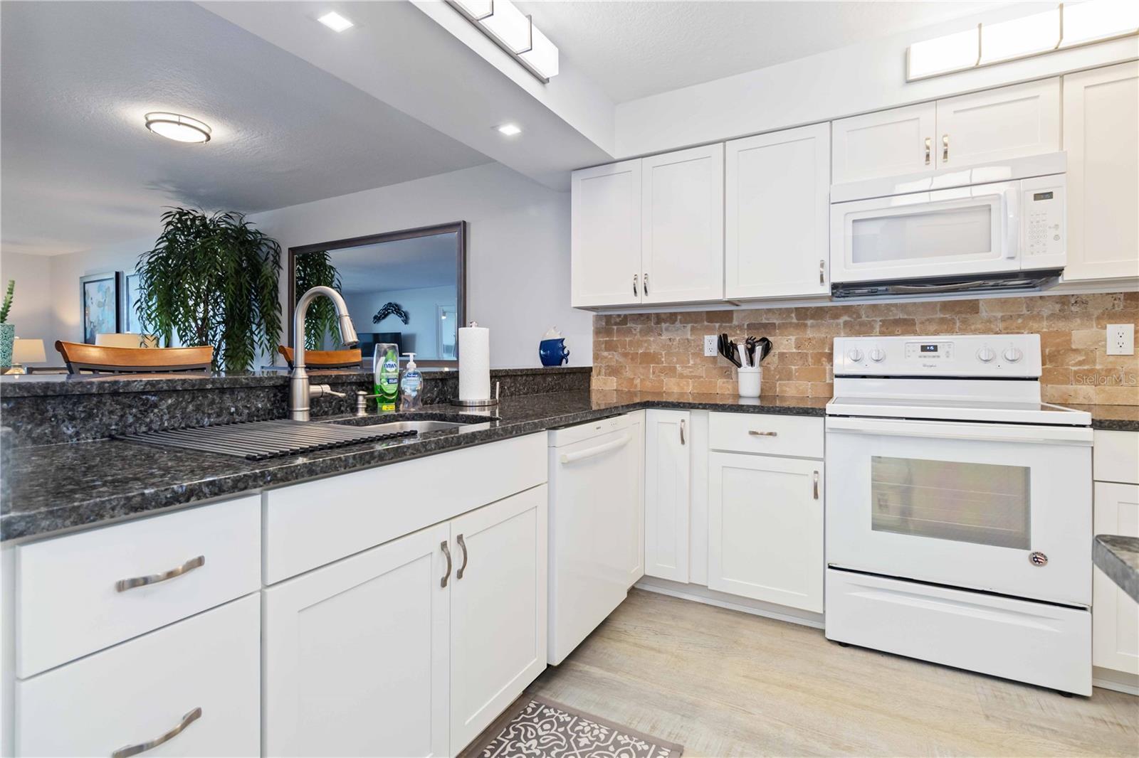 Image 18 of 32 For 3400 Ocean Beach Boulevard 610