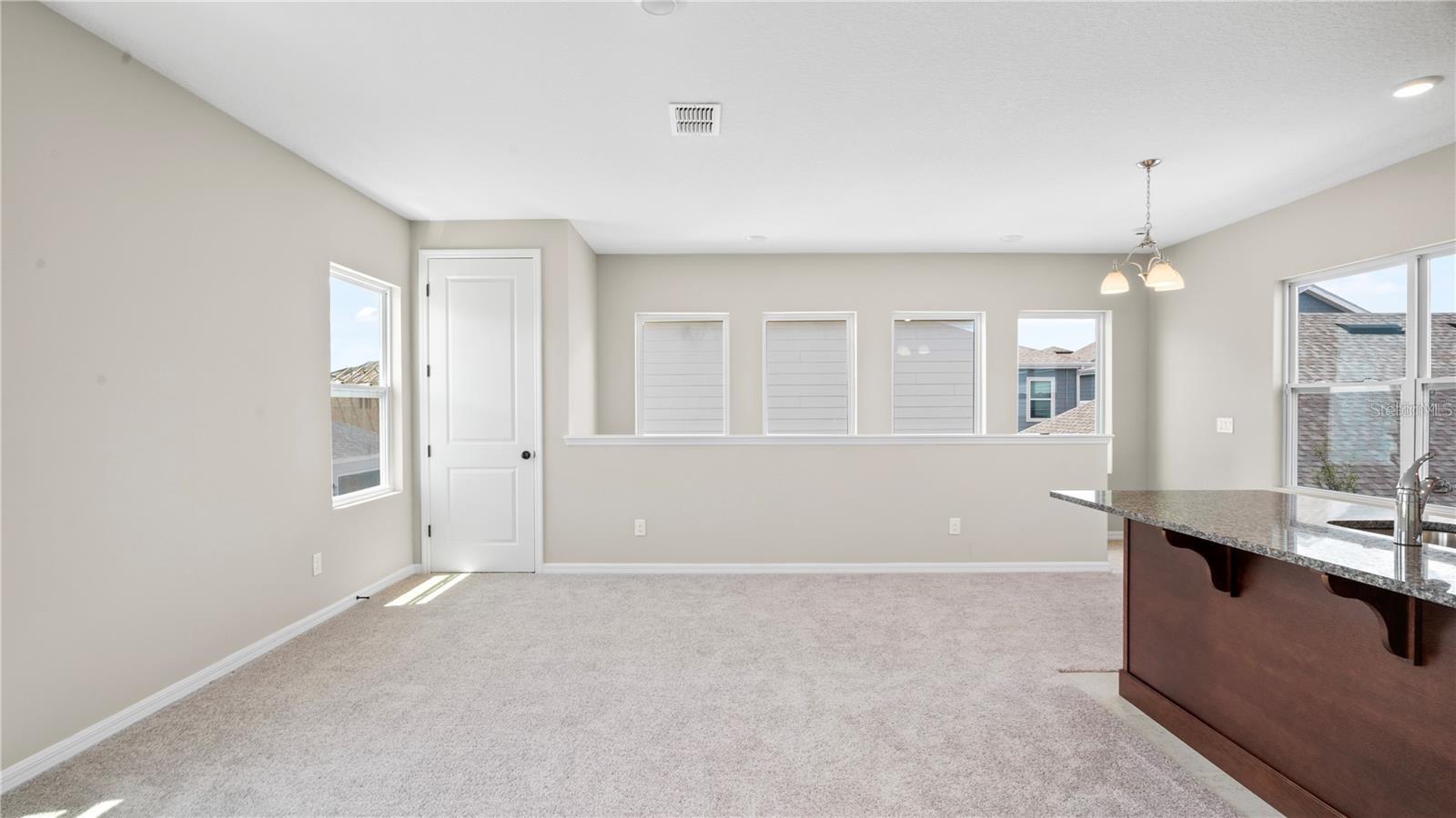 Image 4 of 9 For 3131 Voyager Avenue