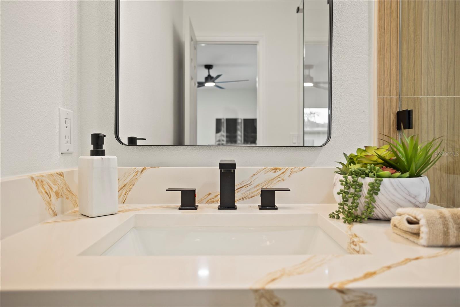 Image 16 of 28 For 281 Sandpiper Drive