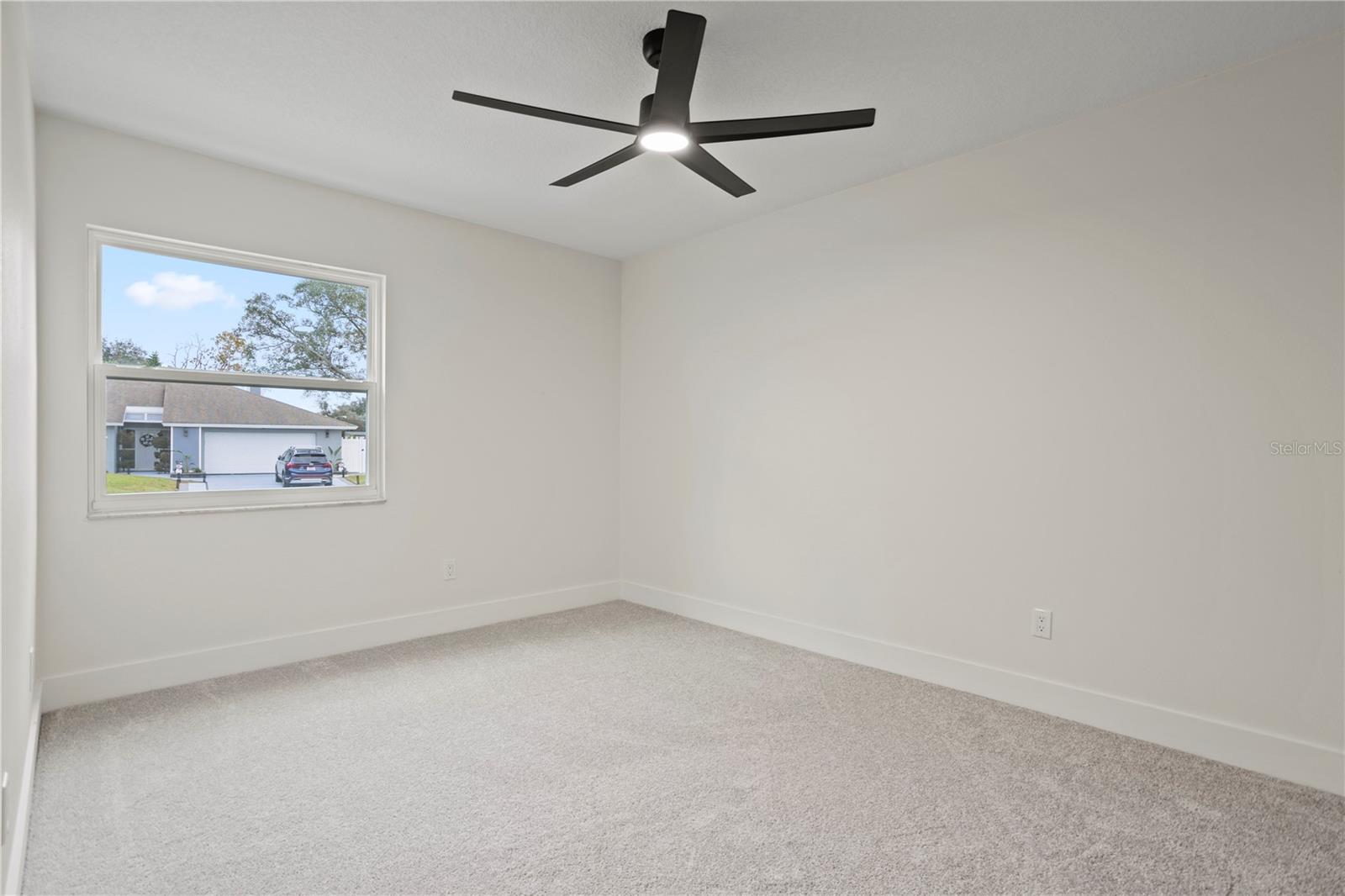 Image 17 of 28 For 281 Sandpiper Drive