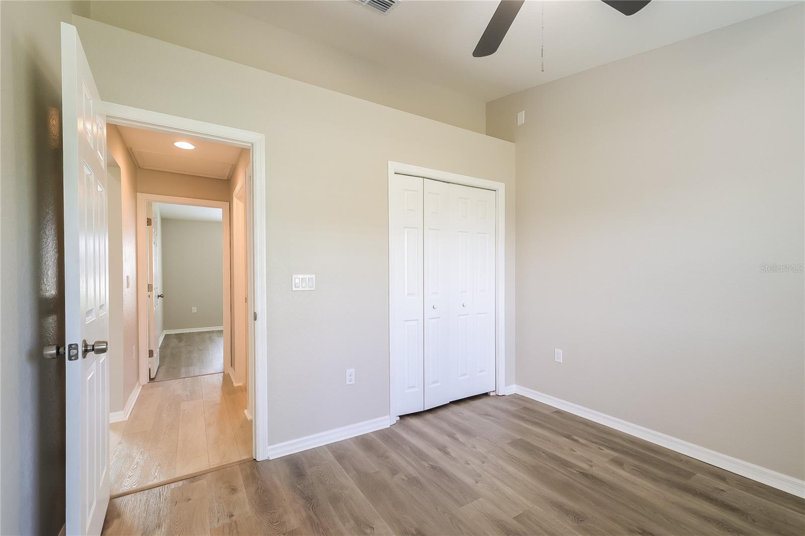 Image 13 of 16 For 1040 Condor Drive