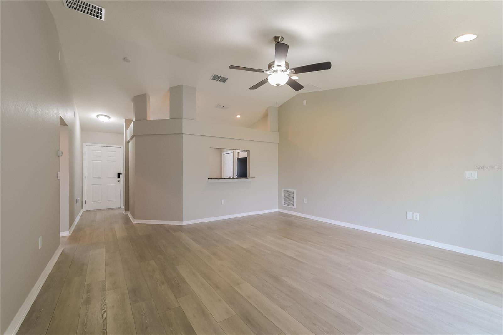 Image 3 of 16 For 1040 Condor Drive