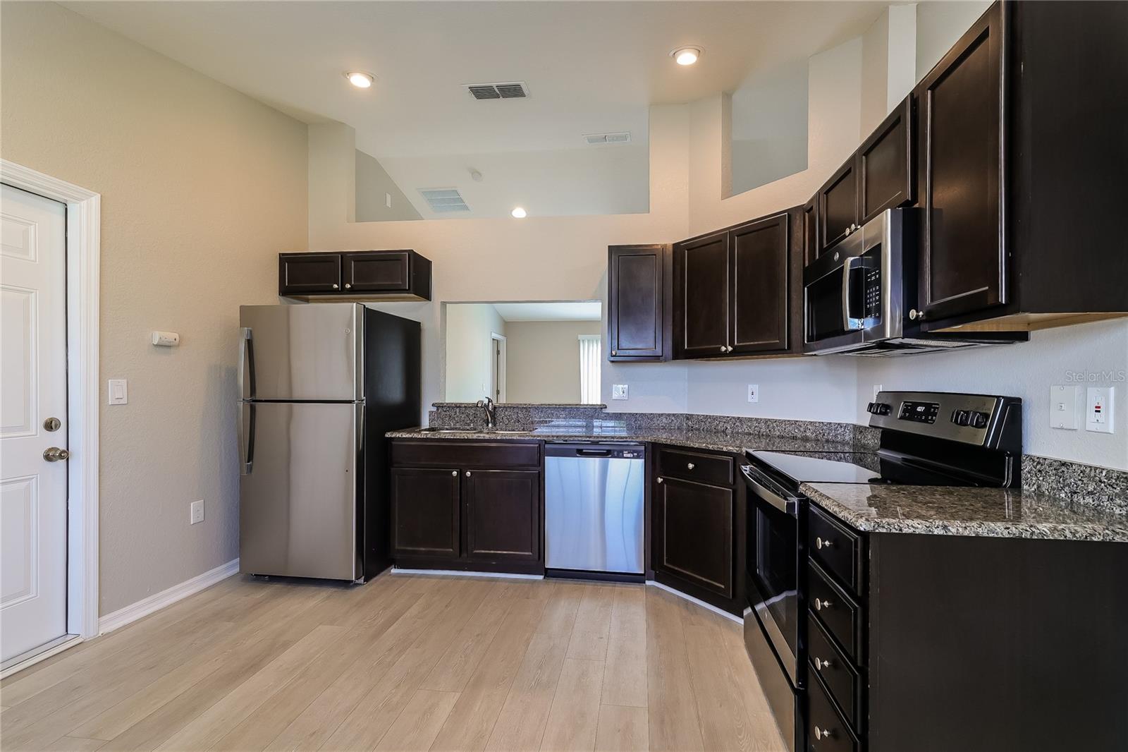 Image 5 of 16 For 1040 Condor Drive