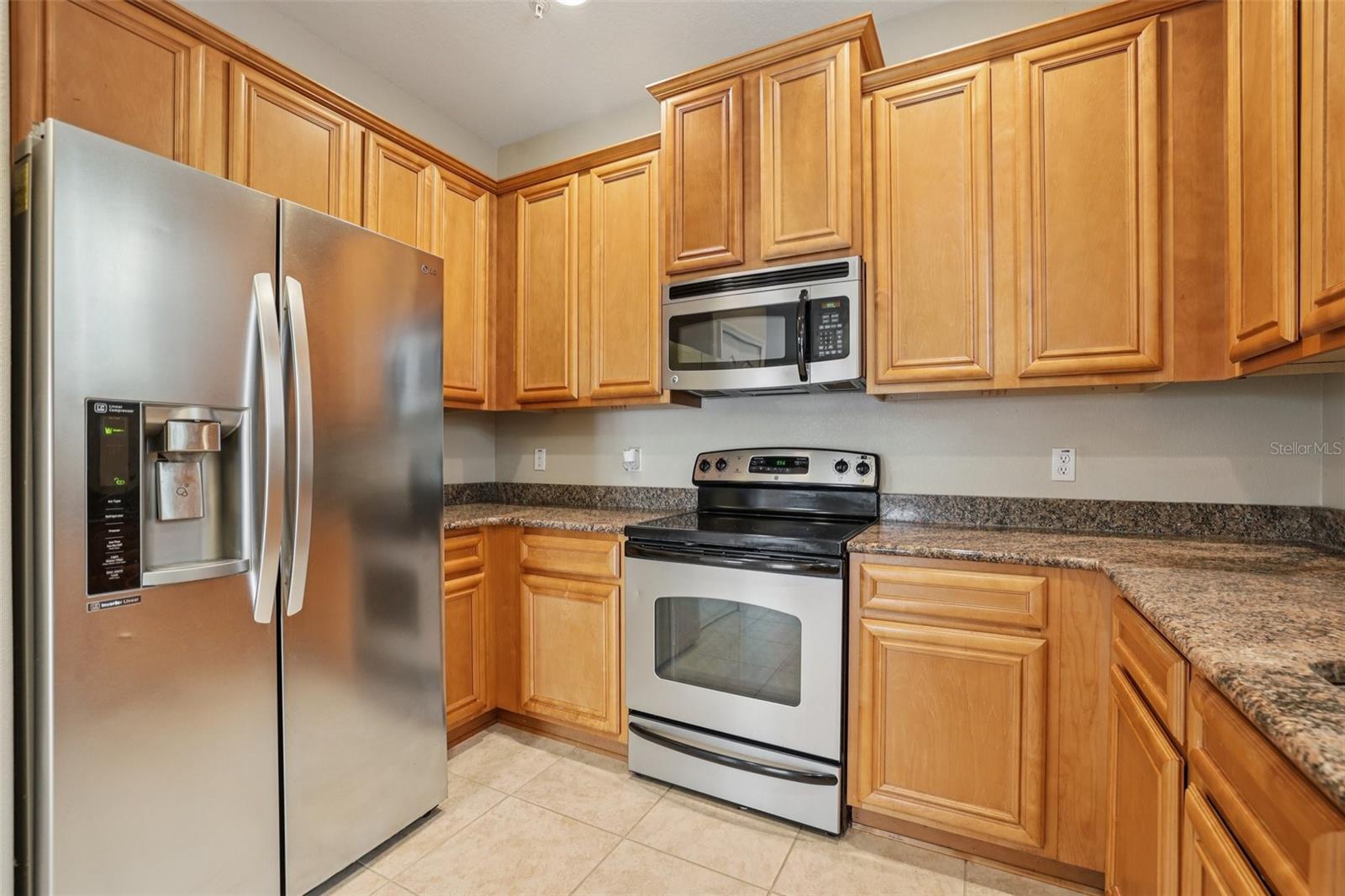 Image 13 of 51 For 1433 Priory Circle