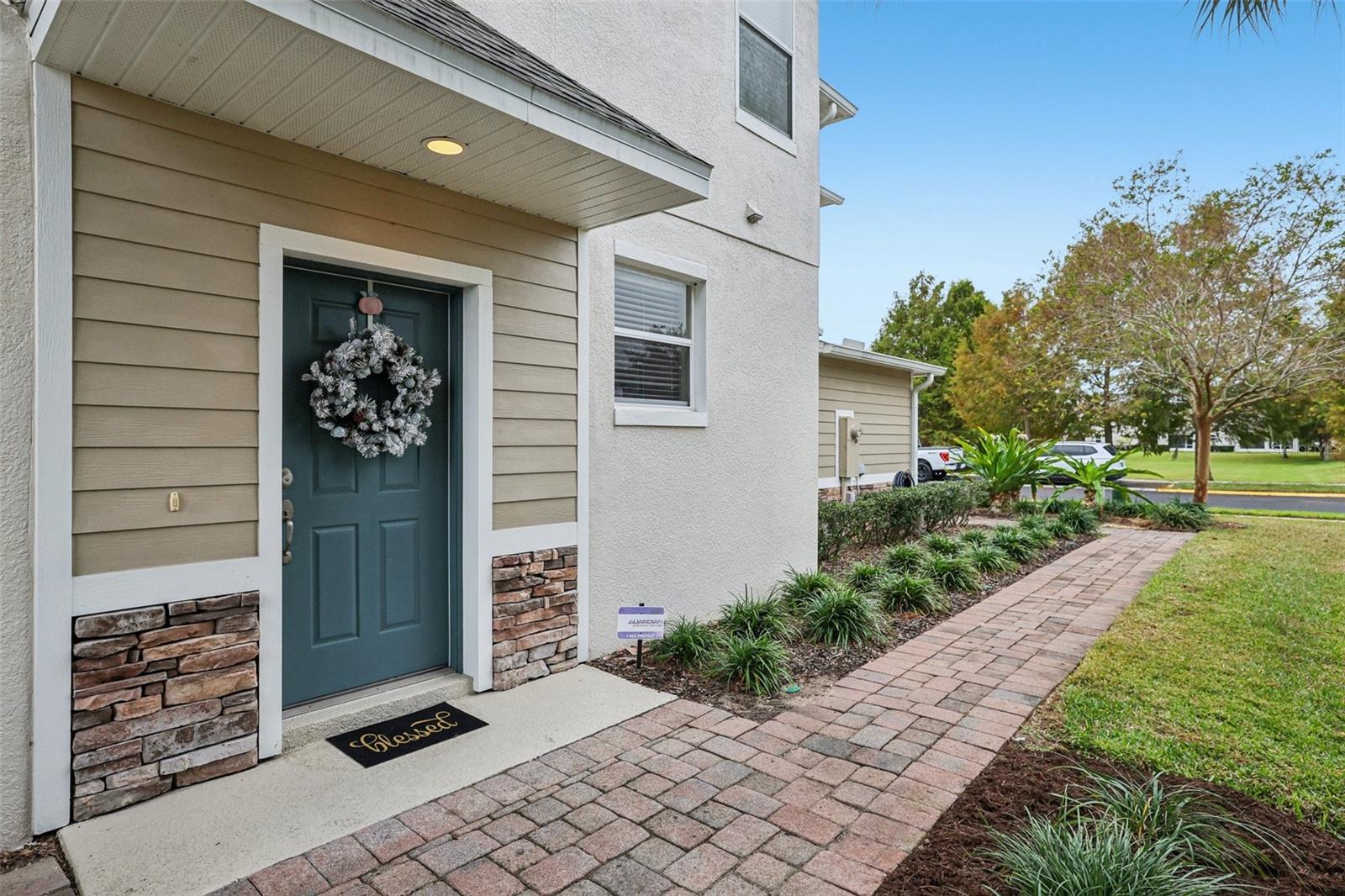 Image 3 of 51 For 1433 Priory Circle