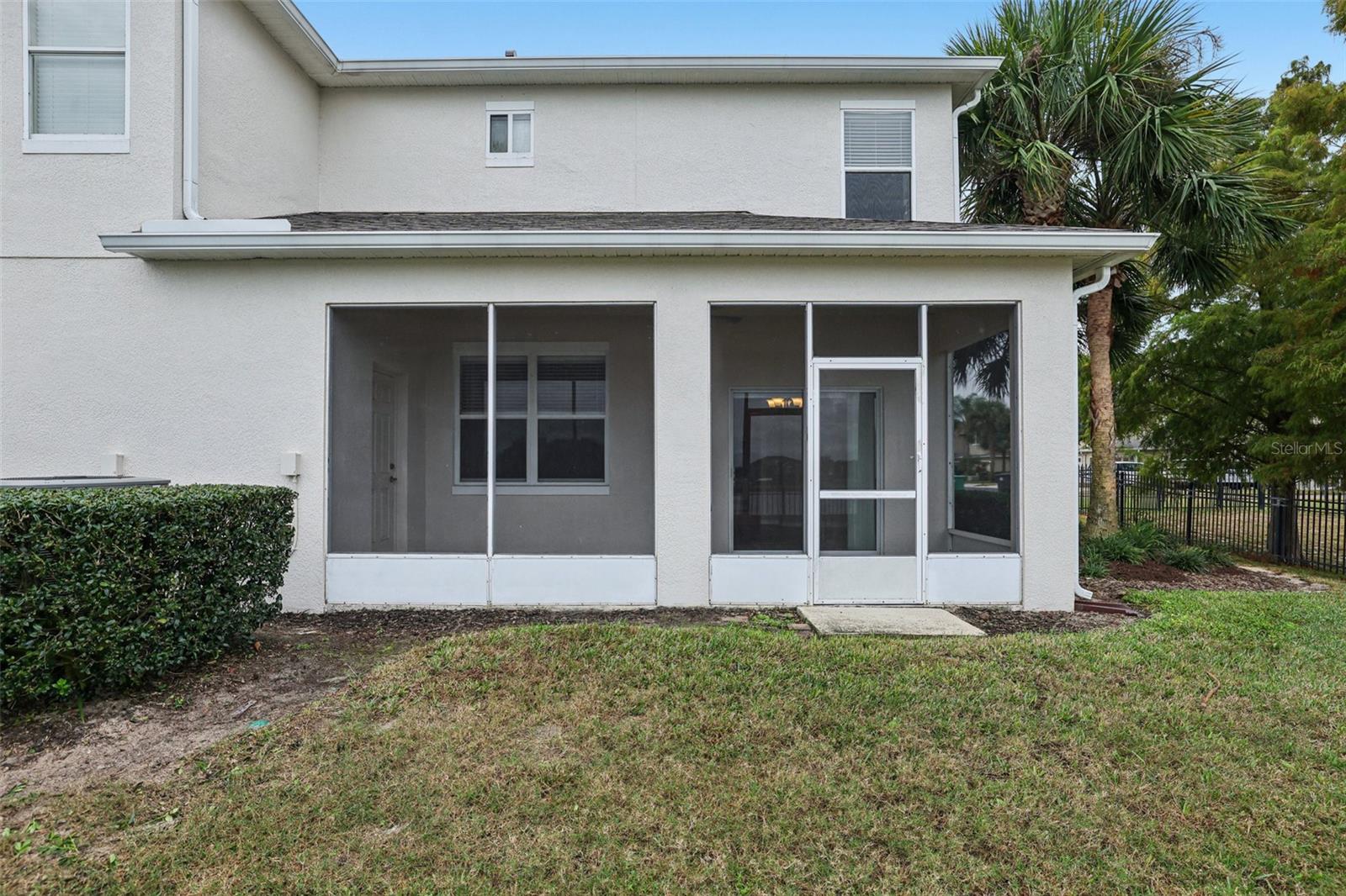 Image 44 of 51 For 1433 Priory Circle