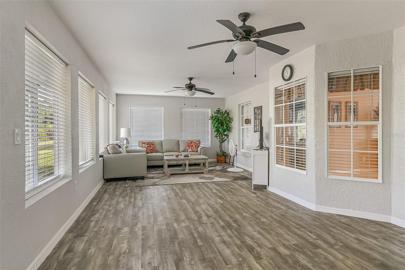 Image 13 of 14 For 5740 Friendly Street