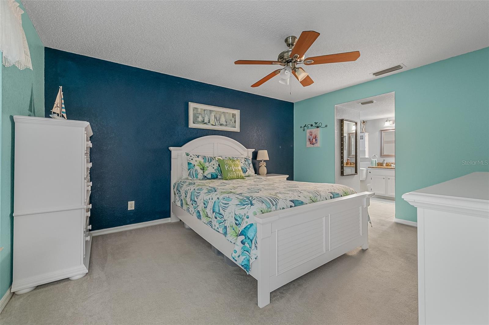 Image 8 of 14 For 5740 Friendly Street