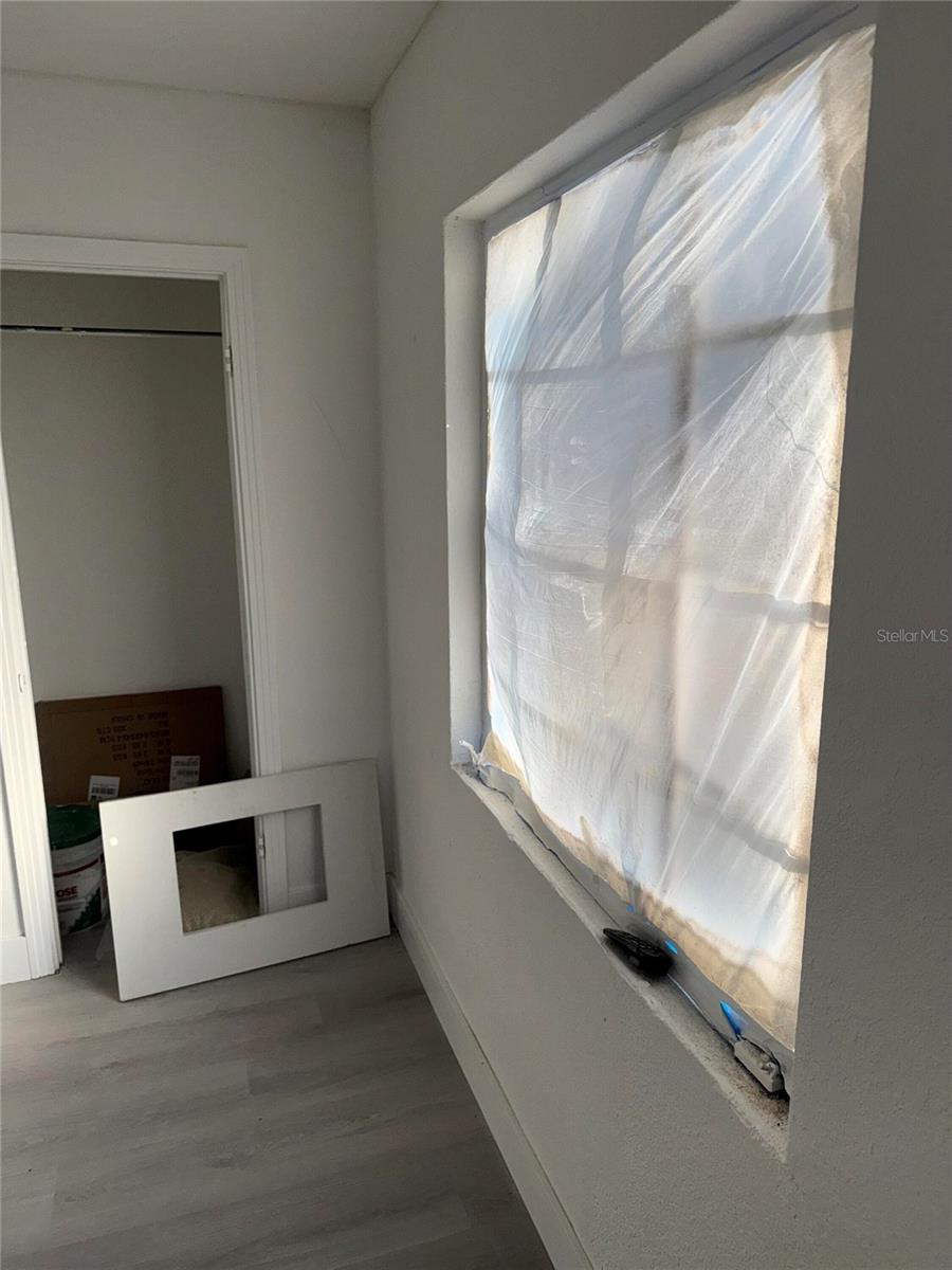 Image 40 of 51 For 4901 Hanna Avenue