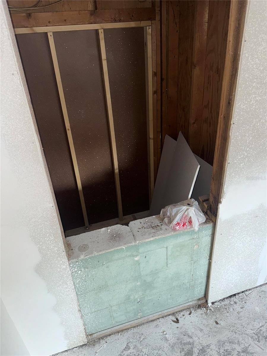 Image 41 of 51 For 4901 Hanna Avenue