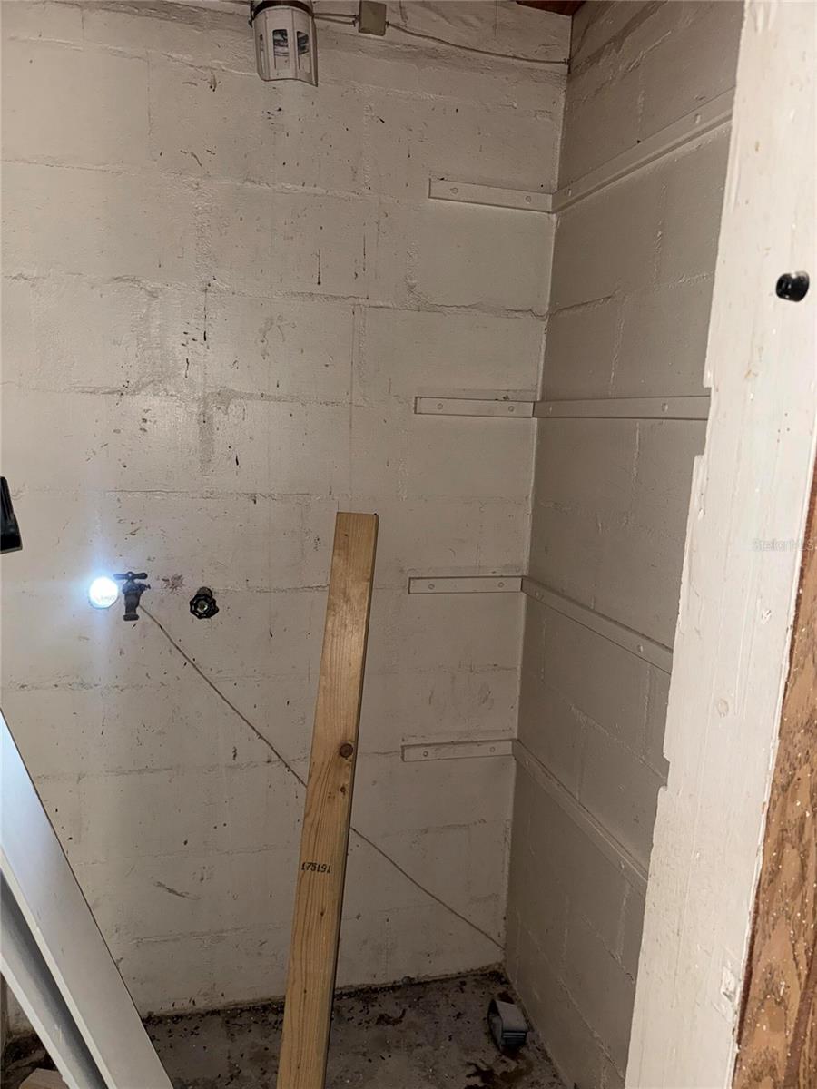 Image 51 of 51 For 4901 Hanna Avenue