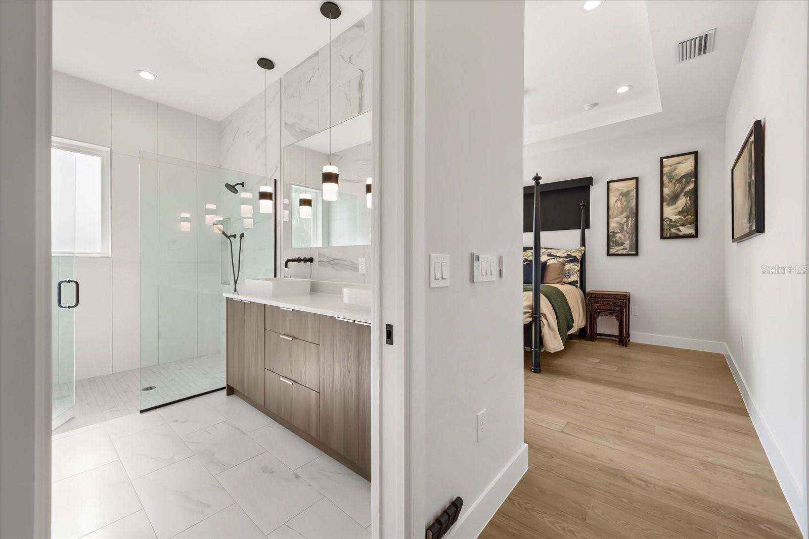 Image 17 of 32 For 1929 Lakemont Avenue