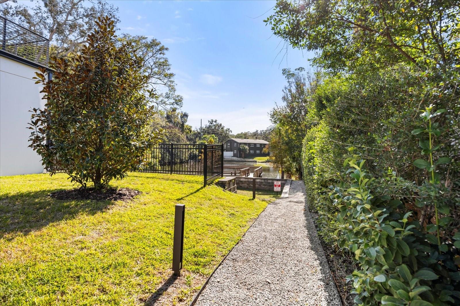 Image 30 of 32 For 1929 Lakemont Avenue