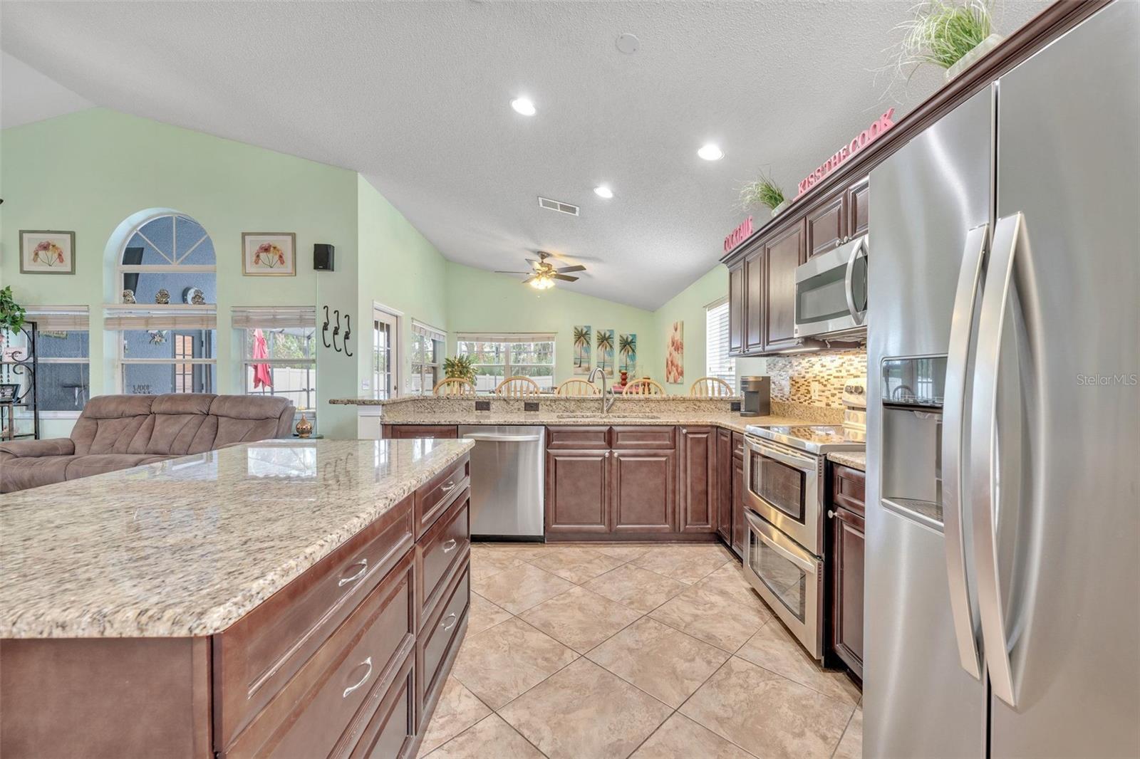 Image 10 of 39 For 286 Tavestock Loop