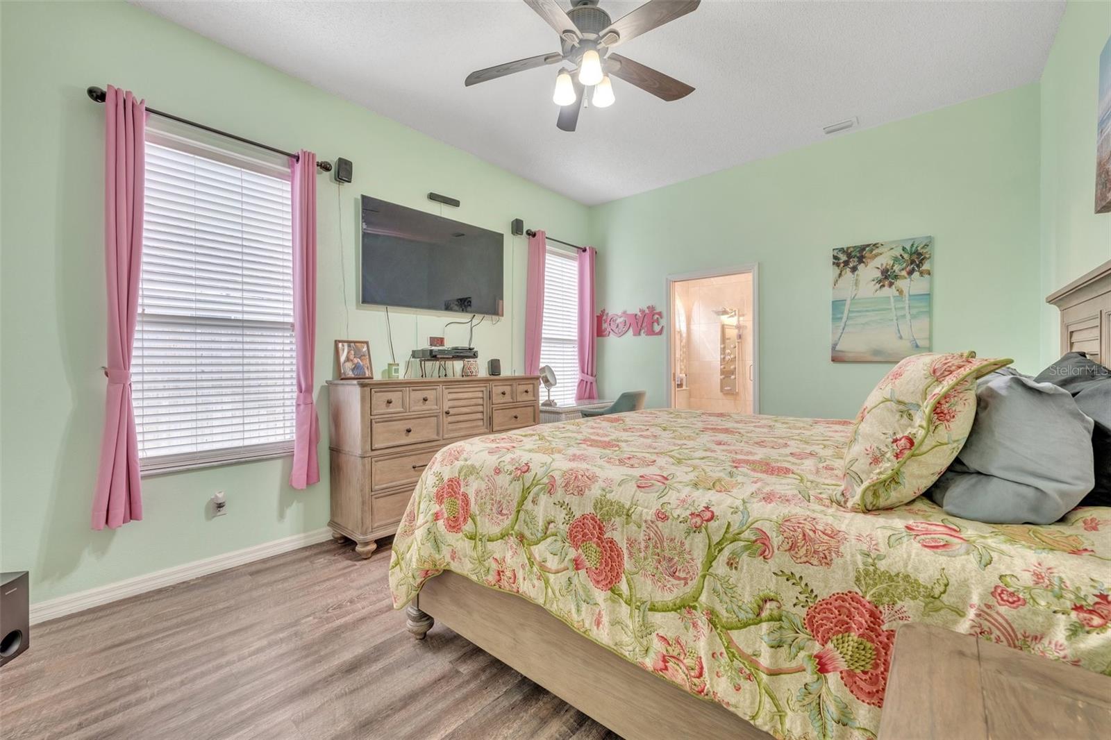 Image 19 of 39 For 286 Tavestock Loop