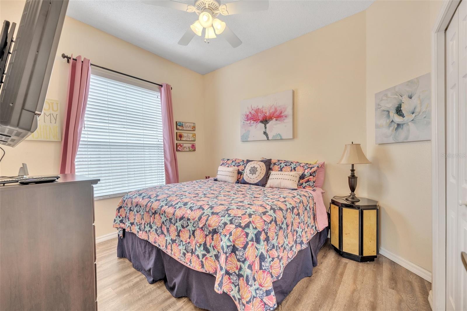 Image 23 of 39 For 286 Tavestock Loop