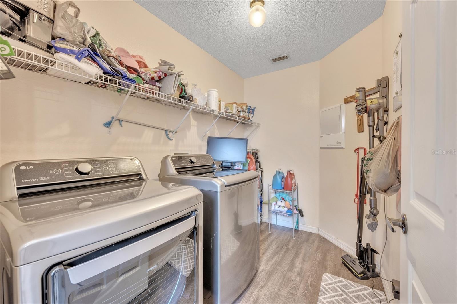 Image 26 of 39 For 286 Tavestock Loop