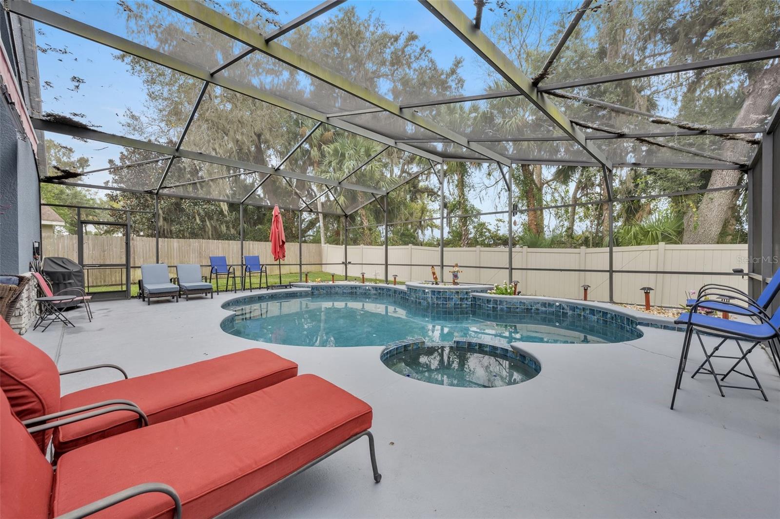 Image 29 of 39 For 286 Tavestock Loop