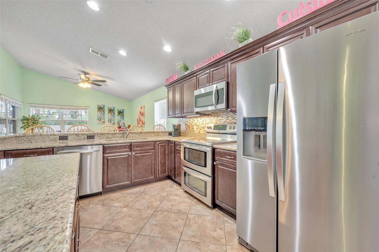 Image 8 of 39 For 286 Tavestock Loop