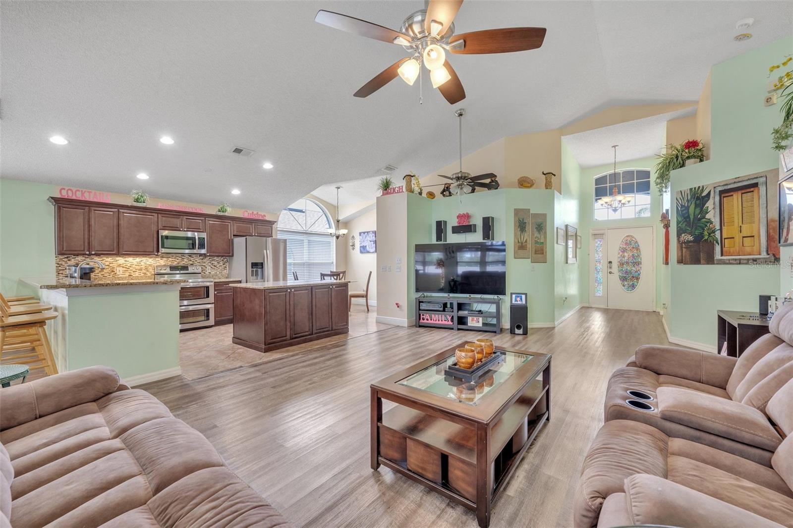 Image 9 of 39 For 286 Tavestock Loop