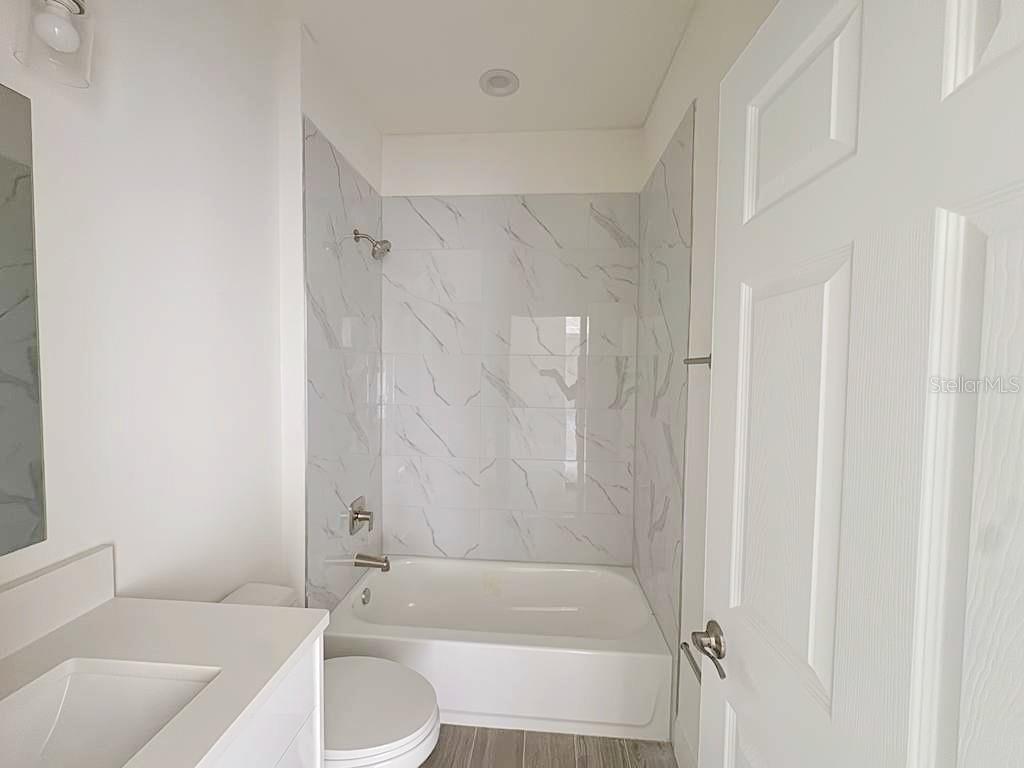 Image 15 of 18 For 15833 Aldama Circle