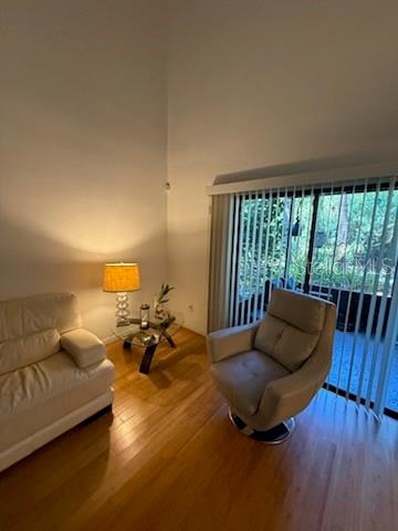 Image 4 of 29 For 4846 Pebble Beach  1010b