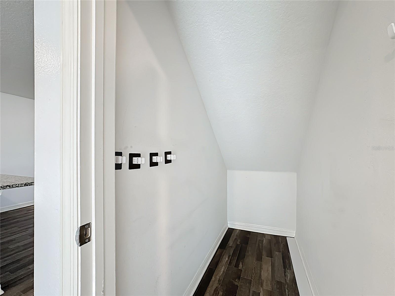 Image 15 of 55 For 166 Maple Drive