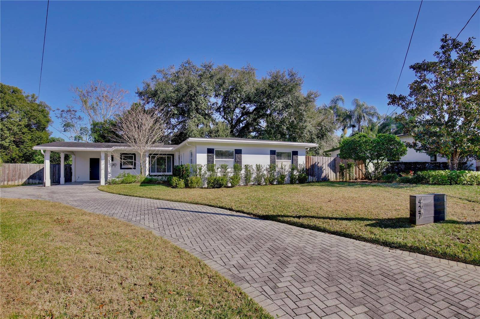 Image 2 of 52 For 427 Sunglow Court