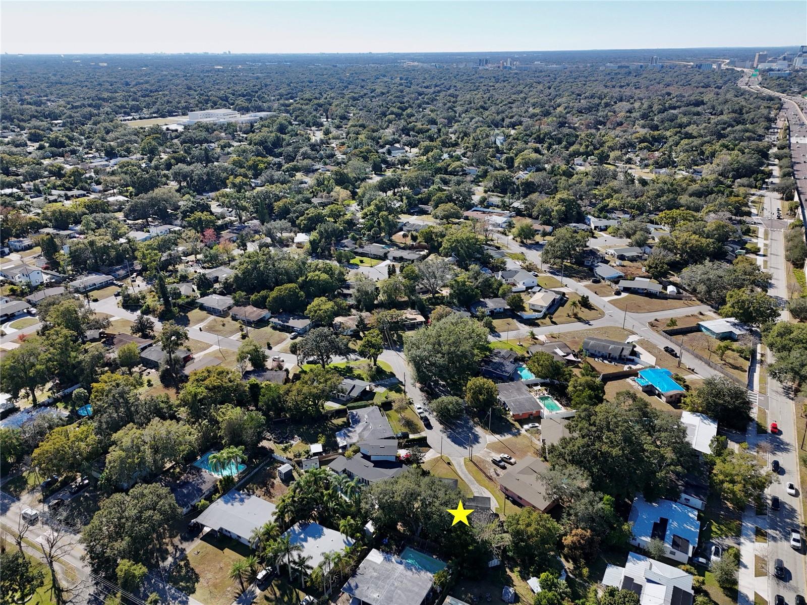 Image 49 of 52 For 427 Sunglow Court