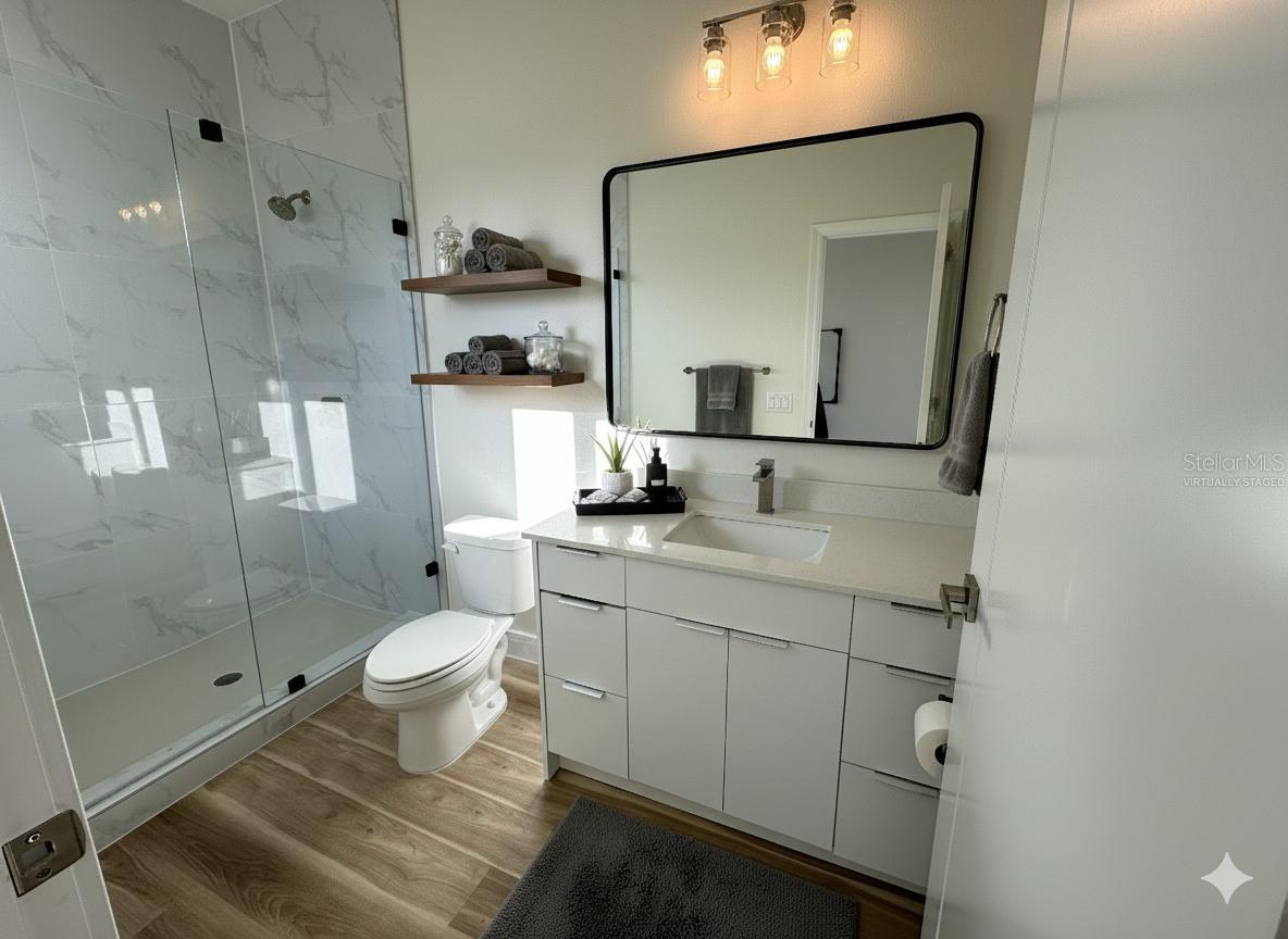 Image 8 of 13 For 15561 Aldama Circle