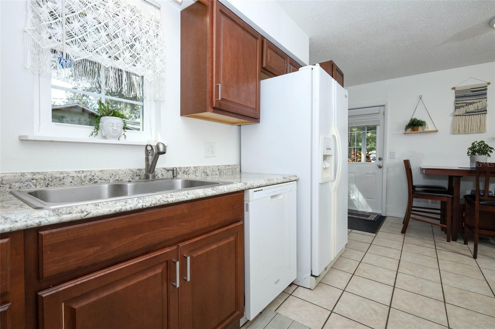 Image 10 of 47 For 1040 Dennis Avenue