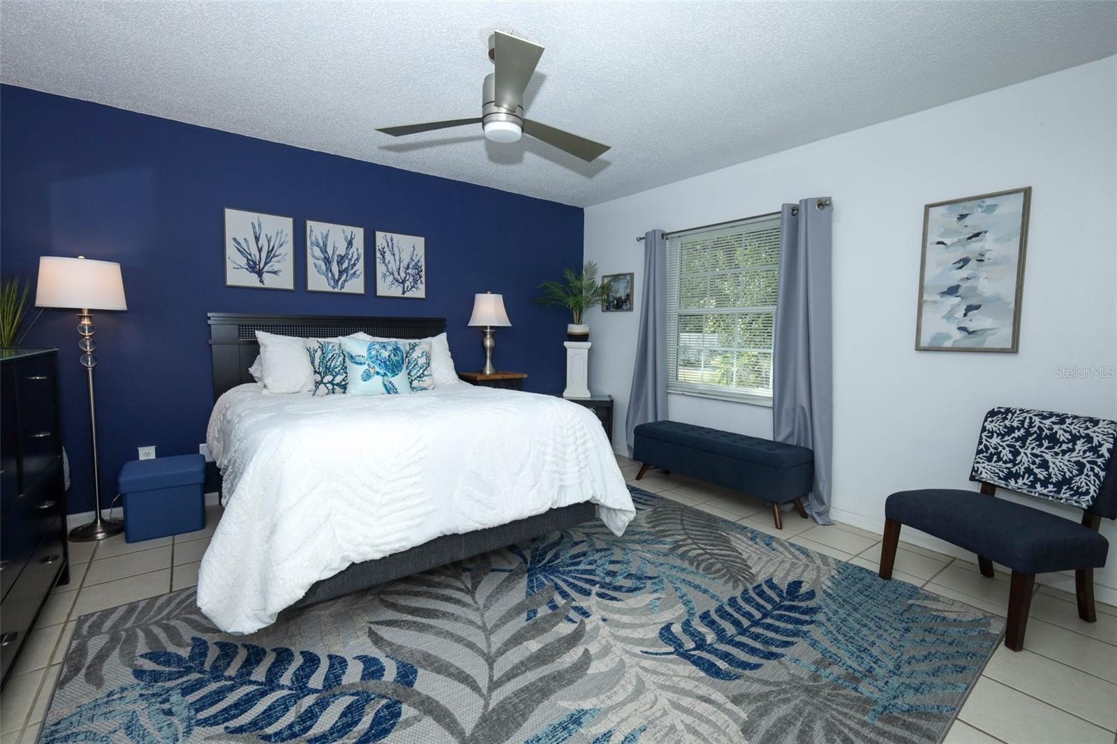 Image 12 of 47 For 1040 Dennis Avenue