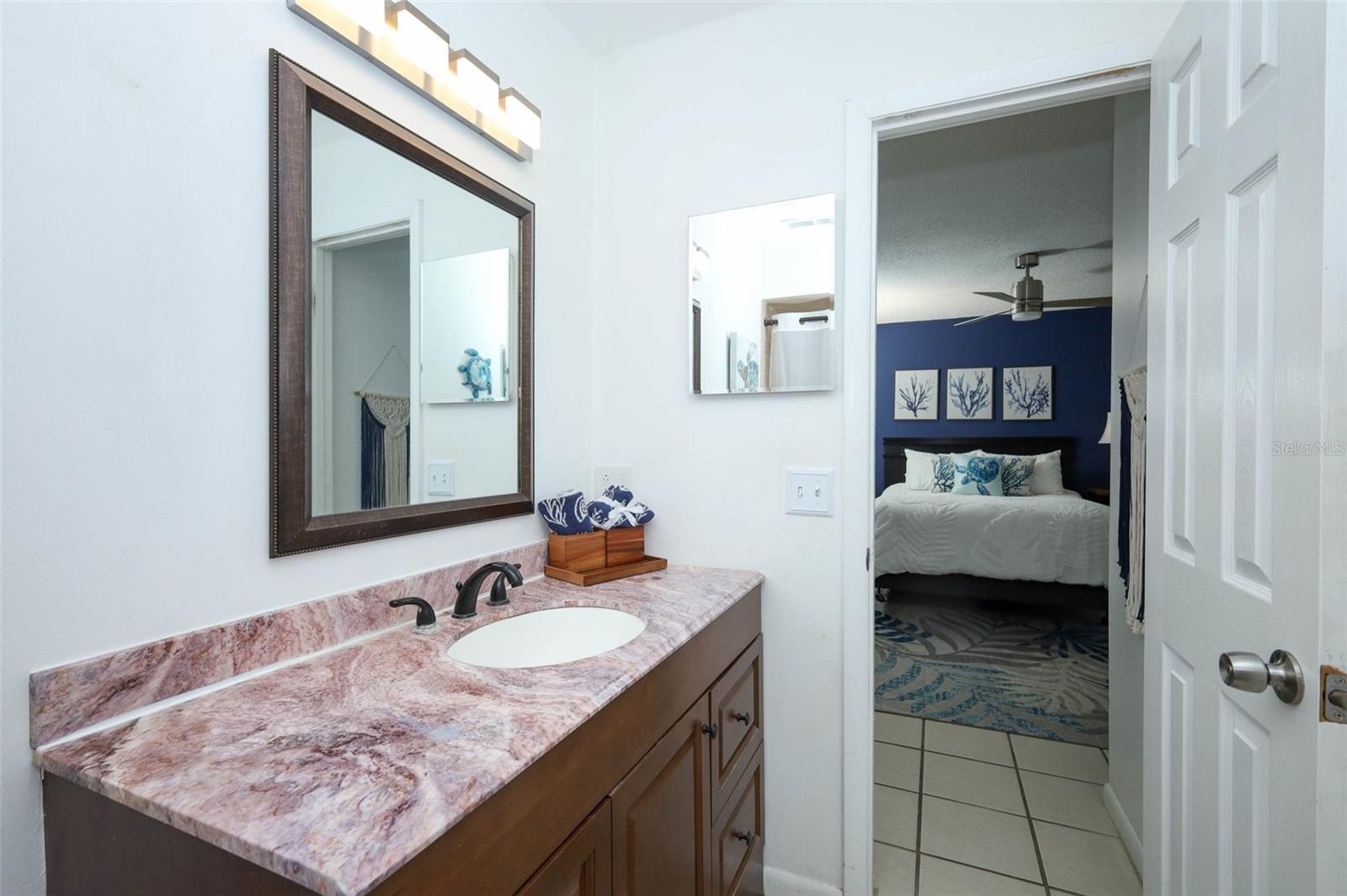 Image 16 of 47 For 1040 Dennis Avenue