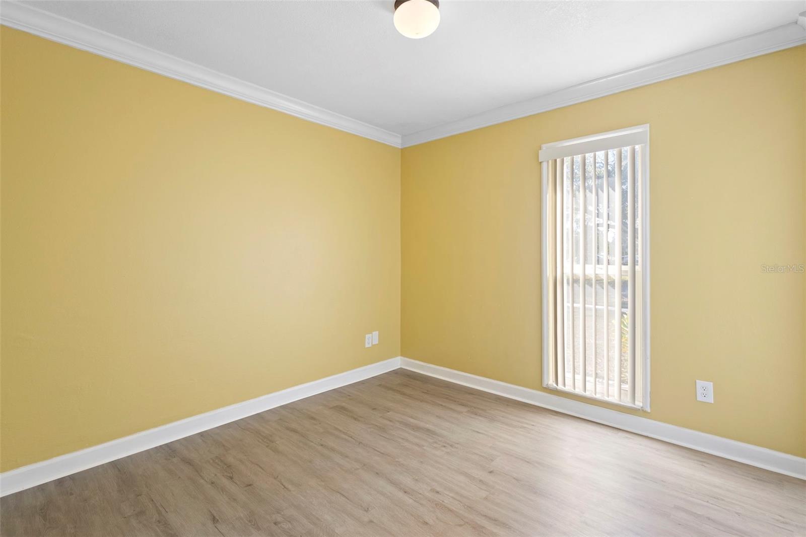 Image 22 of 39 For 7237 Willowwood Street