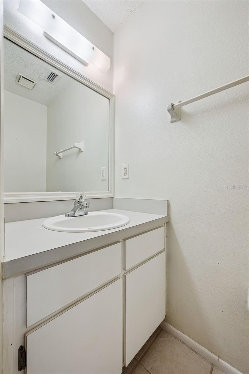 Image 16 of 17 For 2054 Waterleaf Street