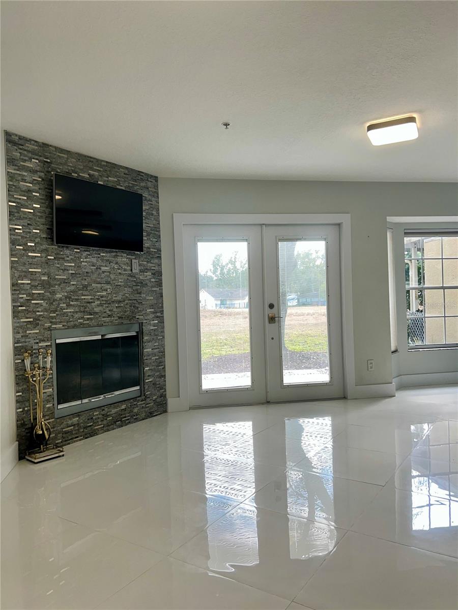 Image 12 of 41 For 1242 Fairway Drive