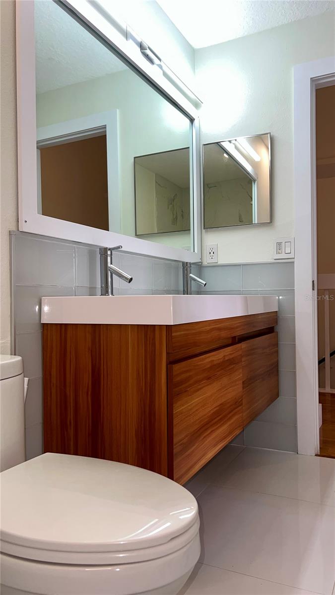 Image 27 of 41 For 1242 Fairway Drive