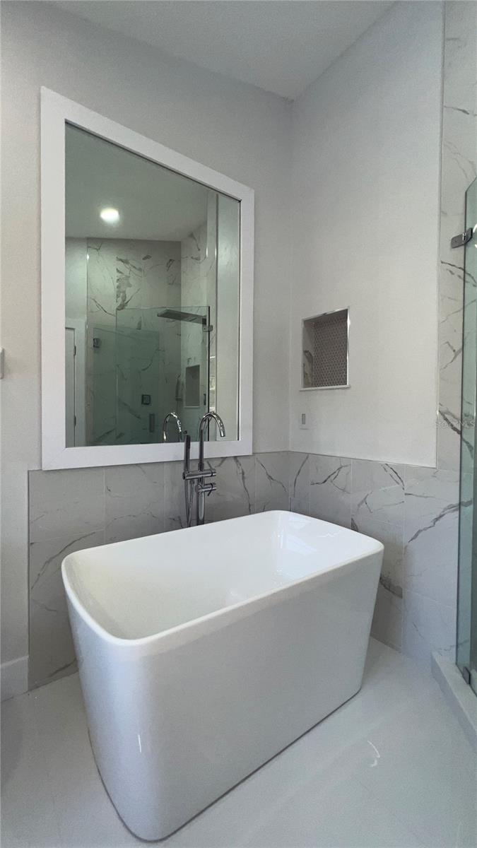 Image 33 of 41 For 1242 Fairway Drive