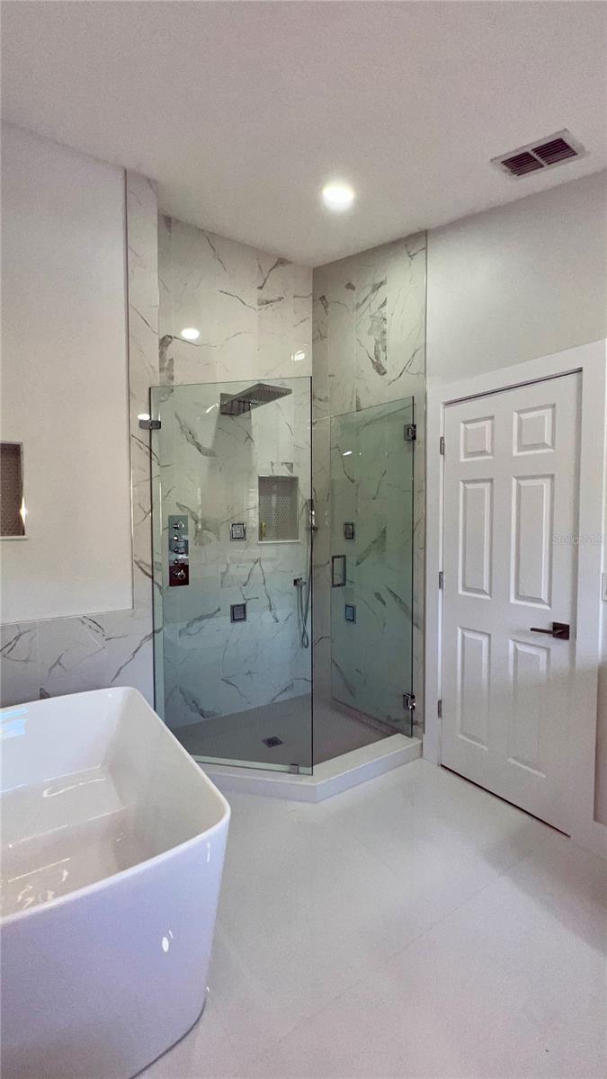 Image 34 of 41 For 1242 Fairway Drive