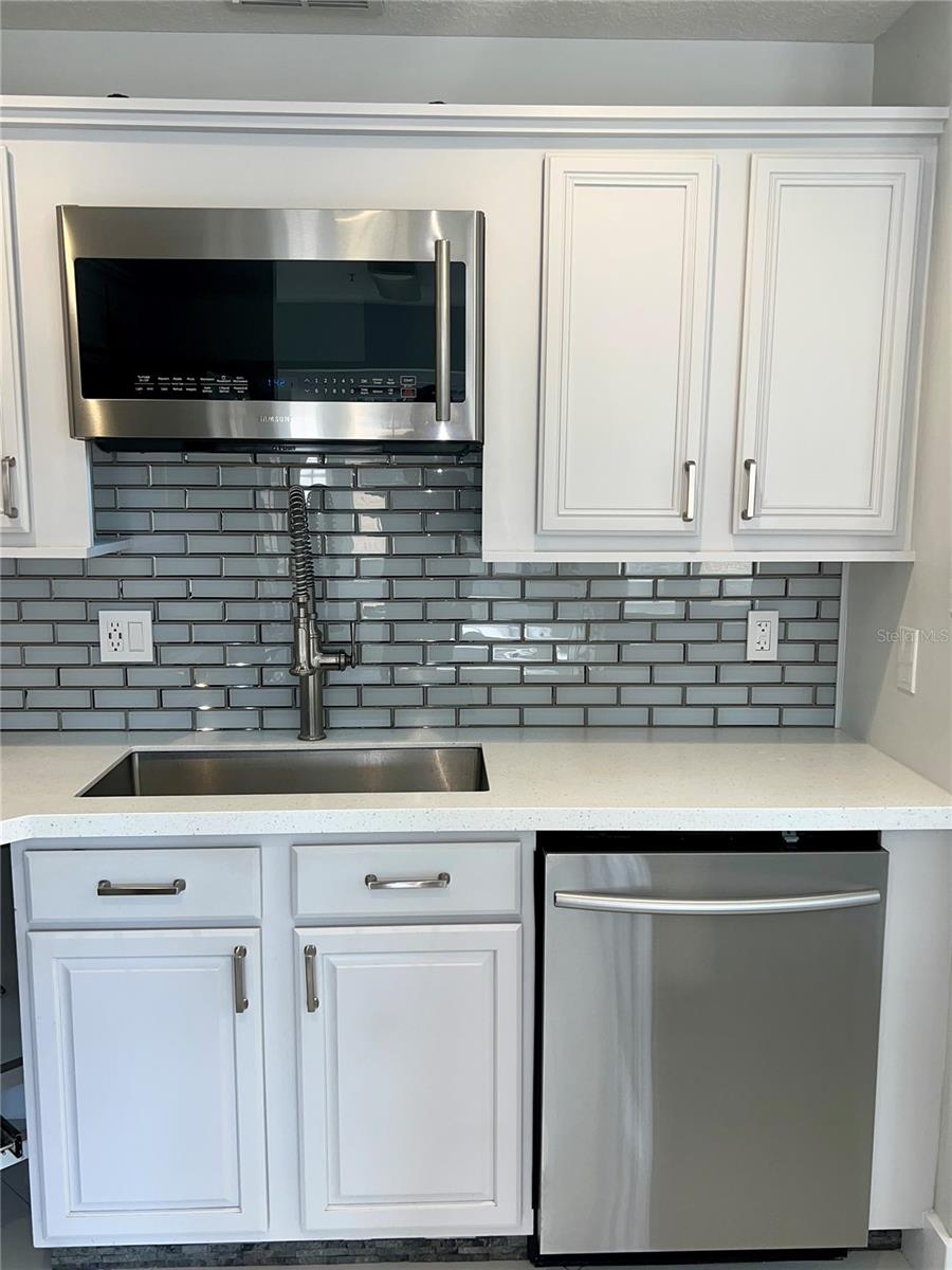 Image 9 of 41 For 1242 Fairway Drive