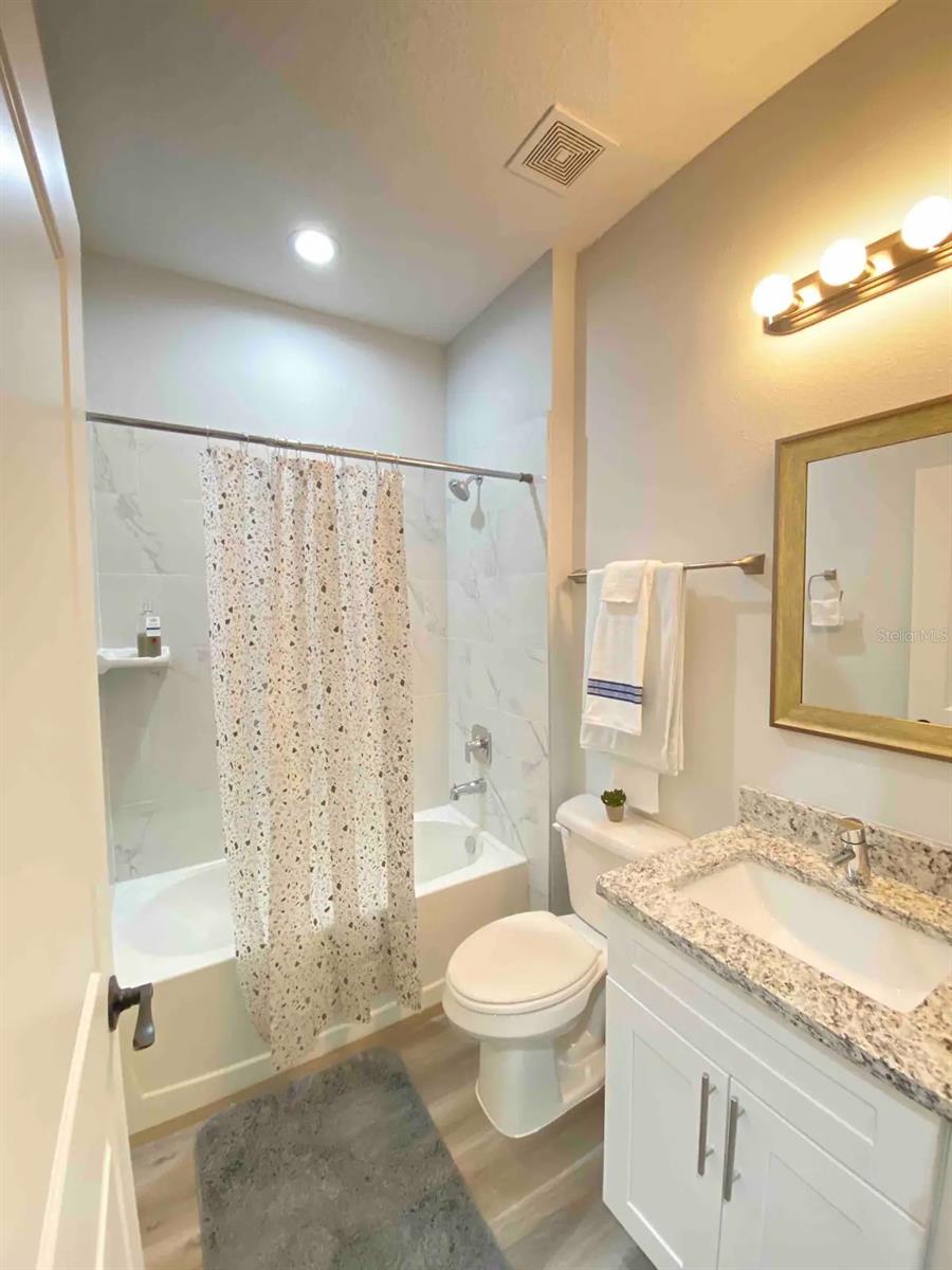 Image 10 of 25 For 14358 Mcfarland Avenue