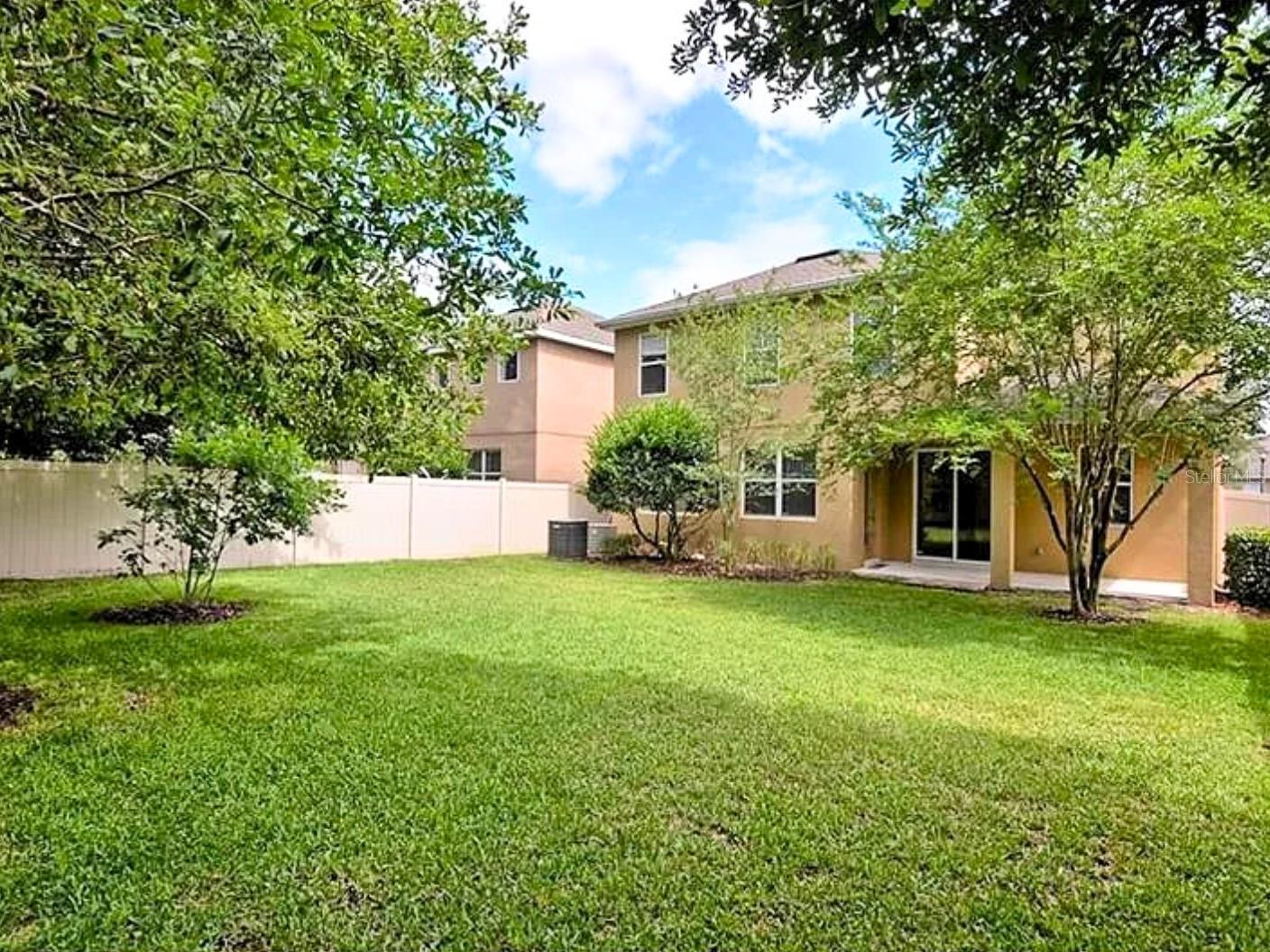 Image 16 of 17 For 652 Legacy Park Drive