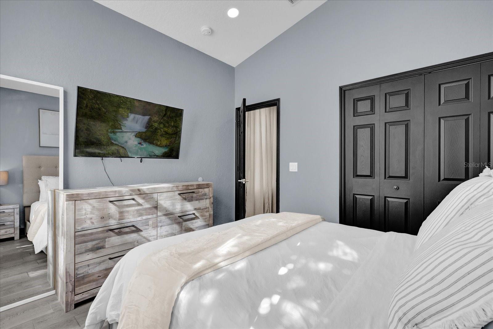 Image 17 of 37 For 2782 Roccella Court