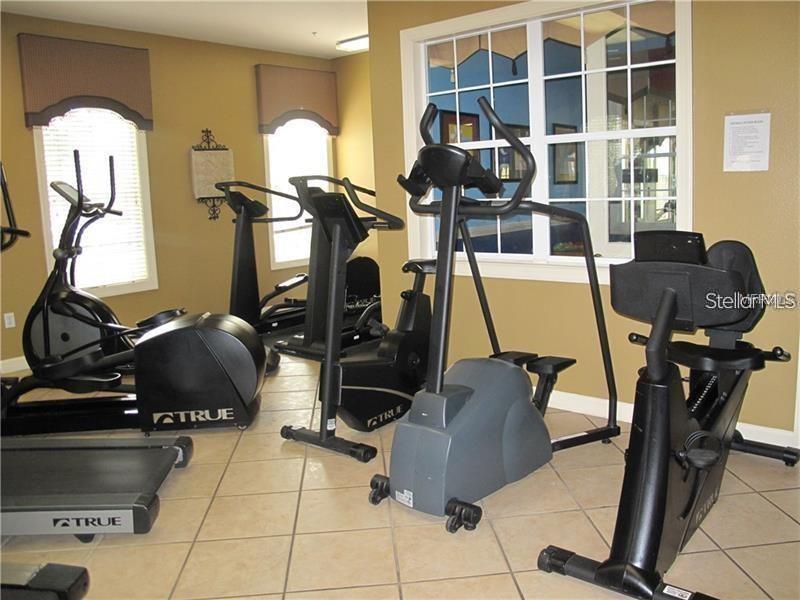 Image 20 of 28 For 3593 Conroy Road 421