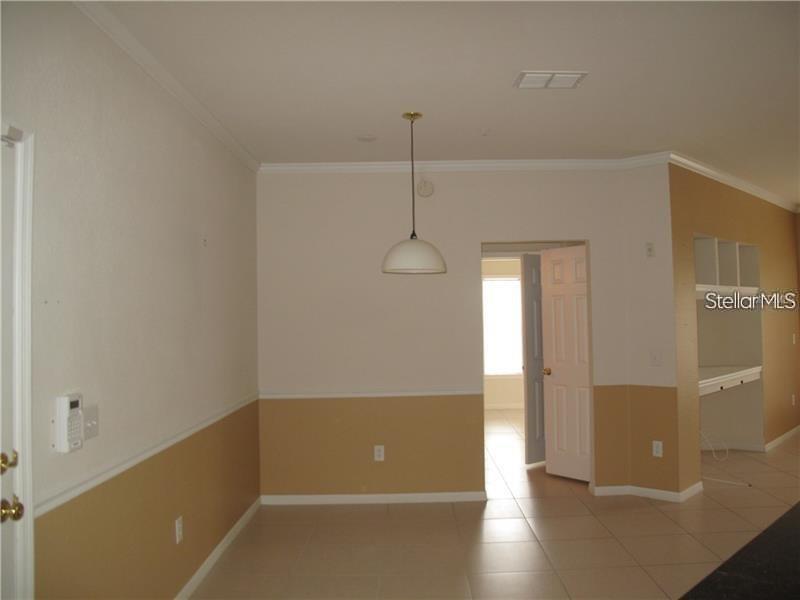 Image 4 of 28 For 3593 Conroy Road 421