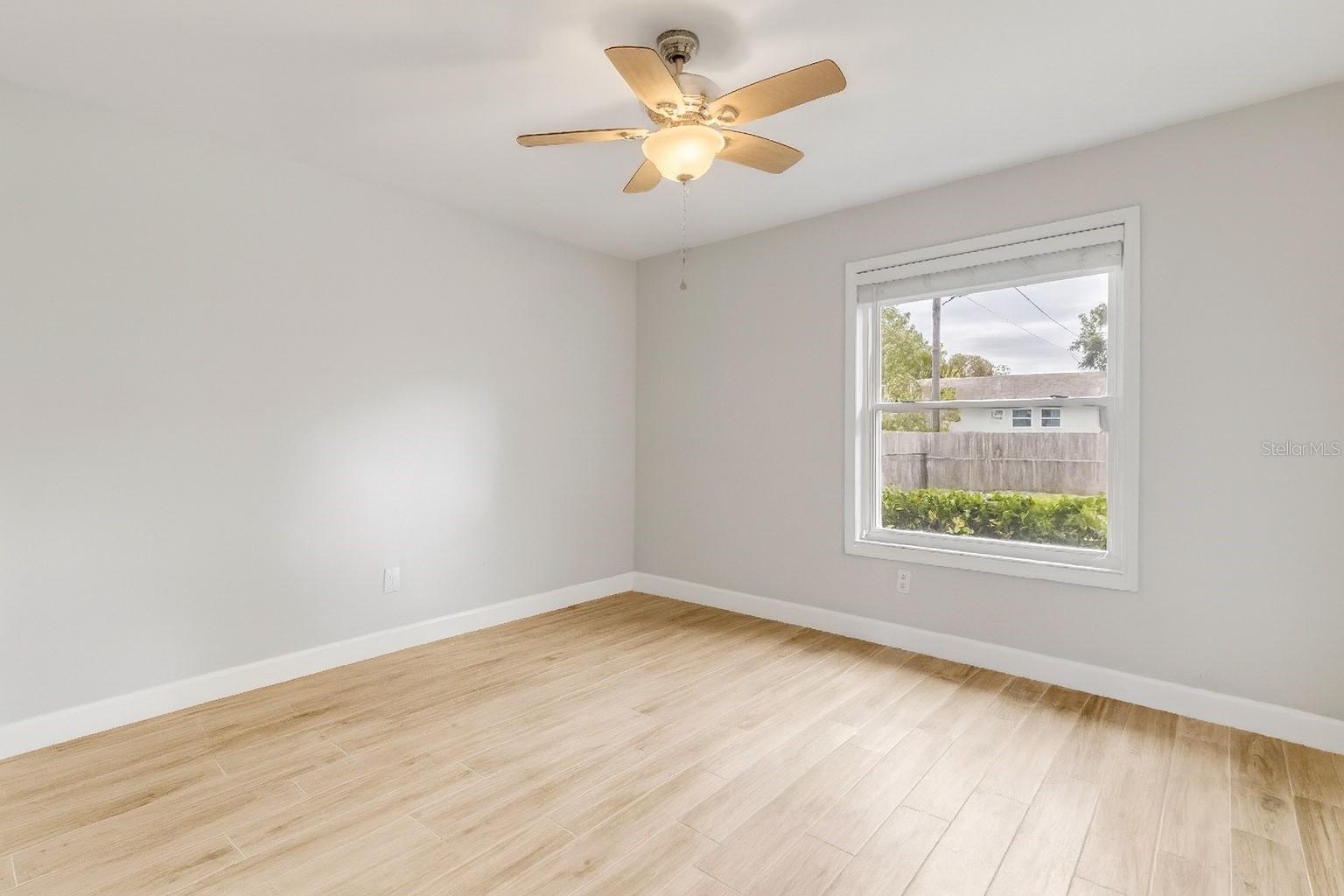 Image 21 of 36 For 2409 Kumquat Drive