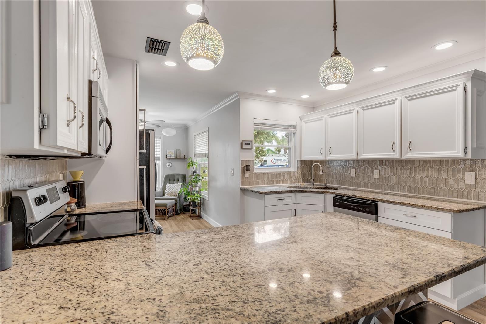 Image 6 of 36 For 2409 Kumquat Drive