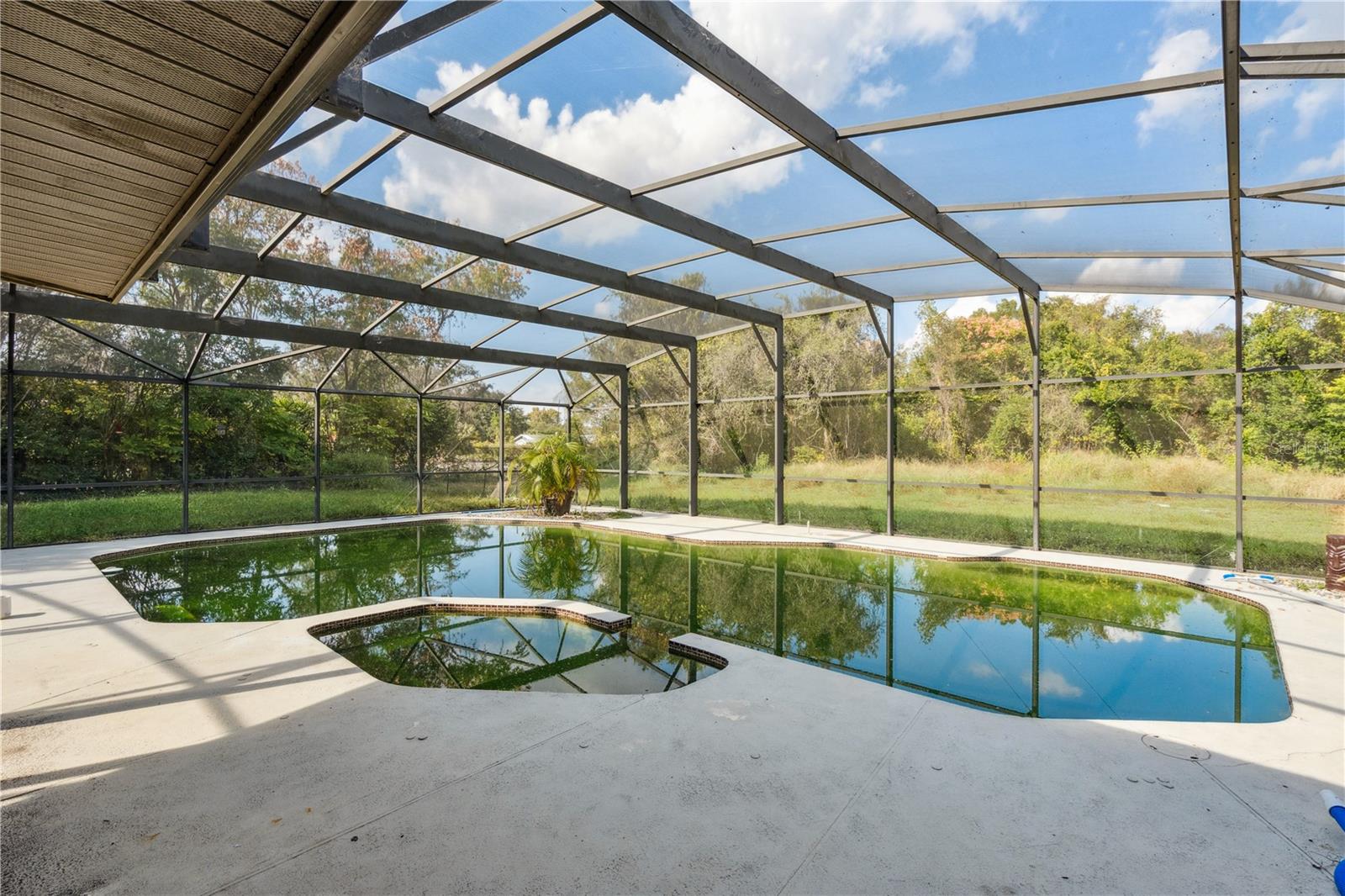 Image 14 of 31 For 8107 Steeplechase Boulevard