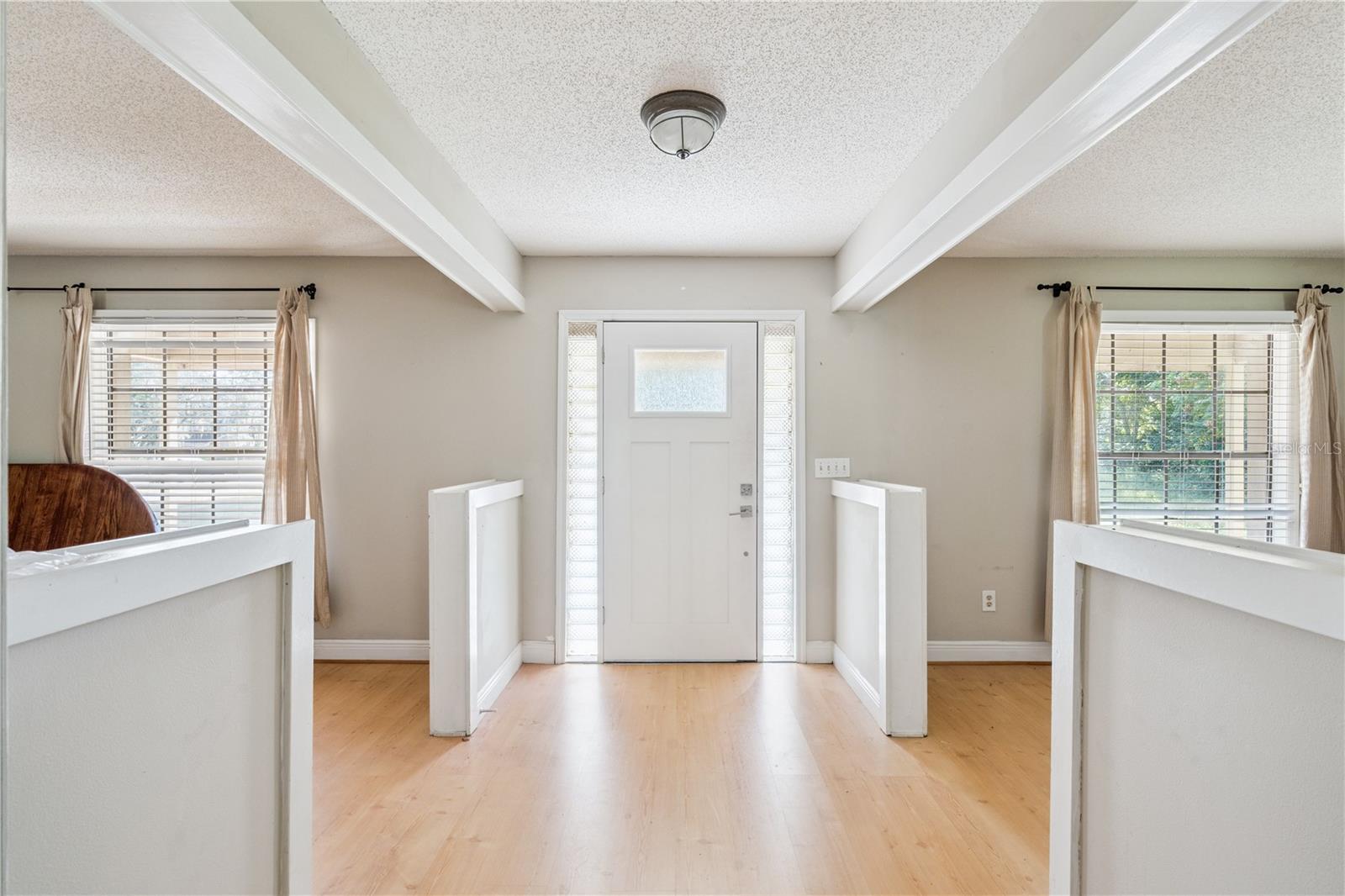 Image 4 of 31 For 8107 Steeplechase Boulevard